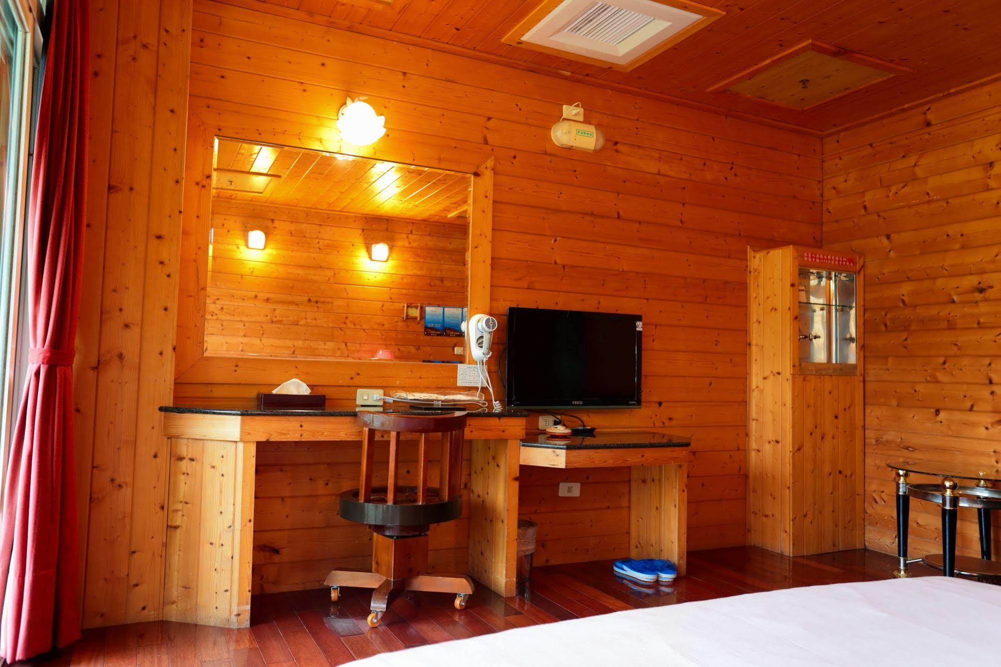Kingtaiwan Hotel Luku Kültér fotó